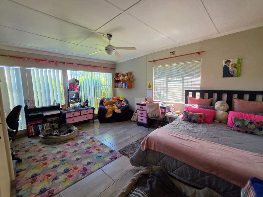 5 Bedroom Property for Sale in Blydeville Northern Cape